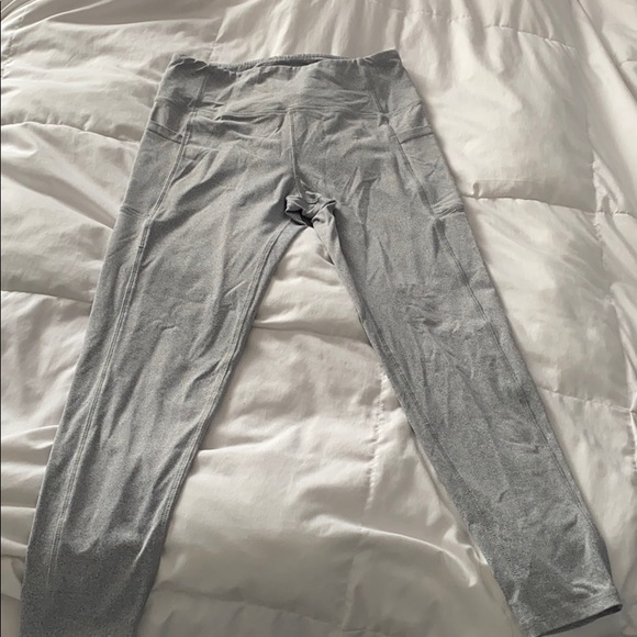 Grey workout pants - Picture 2 of 3